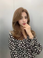 -名发世家烫染