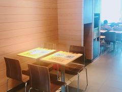 -麦当劳(七宝乐购店)
