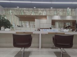 -CARR SALON