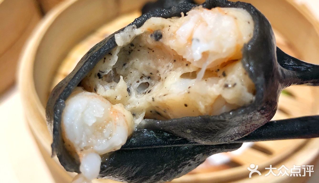 中山公园又现排队王，正宗广式茶点，现点现蒸，口味很嗲