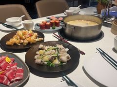 -煲王粤菜餐厅(中侨中心店)