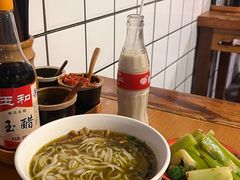 -矮子粉店1985·长沙米粉(湘春路店)