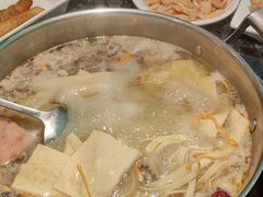 -一席地·本地鸡窝·杭帮鸡火锅(萧山银隆百货店)
