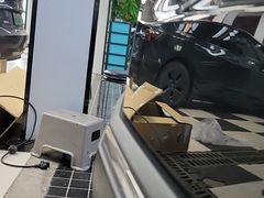 -鲨鱼皮汽车凹陷玻璃修复(静安店)