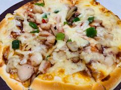 -汤姆家的牛排意面披萨(新城市广场店)