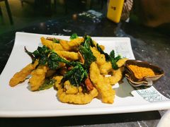 薄荷炸小酥肉-云海肴云南菜·蒸汽石锅鱼(青岛万象城店)
