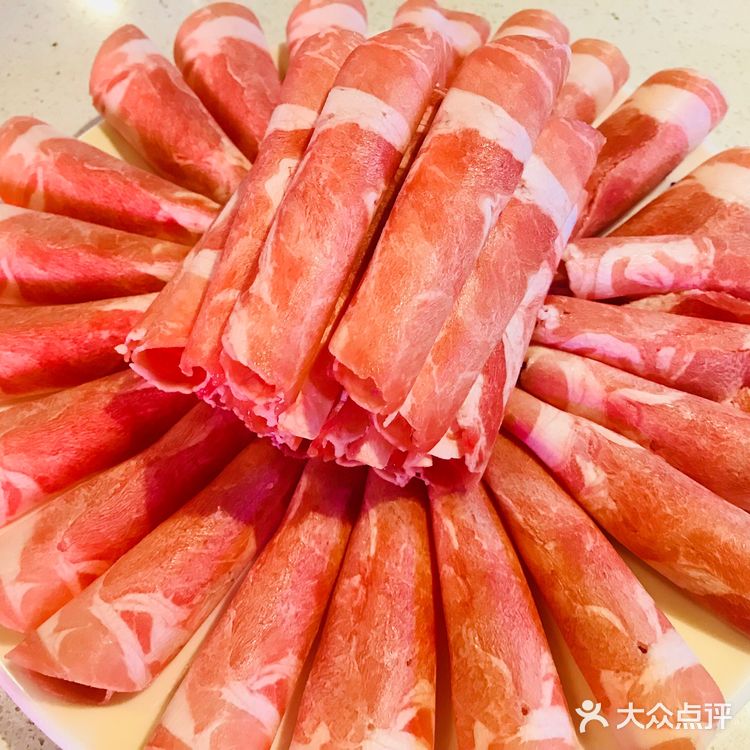 新晋网红餐厅探店—周大师大刀腰片火锅🍲