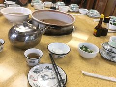 -东巴谷野生菌火锅餐厅