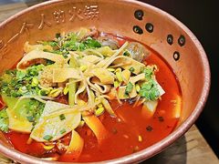 -成都你六姐·牛肉冒菜(城市集市合生汇店)