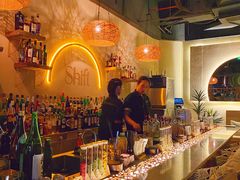 -Shift cocktail bar鸡尾酒吧