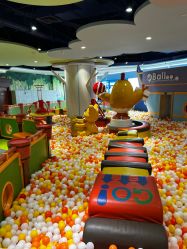-MELAND CLUB亲子乐园•派对(虹桥万象城店)