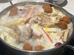 -三人行骨头王火锅(长寿店)