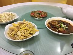 -天乐农家鱼头王(天目湖店)