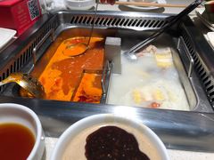 -海底捞火锅鲜切牛肉主题店(长寿路店)