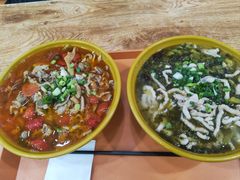 -乡村鸡杂米线(汉渝路店)