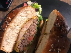 -HIGH FIVE哈福手工汉堡(桂林路店)