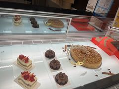 -潮一不贰·法式甜品·生日蛋糕·西式简餐(外滩店)