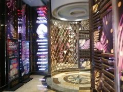-好乐迪(张扬路八佰伴店)