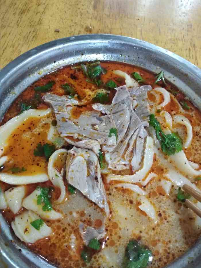 四道街羊肉馆-"四道街羊肉烩面在徐州有些年头了,二十多年.