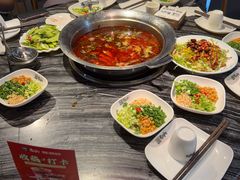 -老船舫·现做活鲜鱼馆(东郊记忆店)