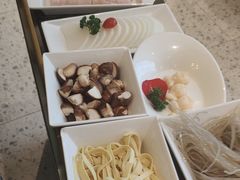 -一席地·本地鸡窝·杭帮鸡火锅(萧山银隆百货店)