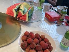 -阿瓦山寨·湘菜现炒·剁椒鱼头王(咸阳总店)