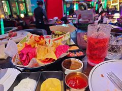 墨西哥玉米片配莎莎-Famous肥猫墨西哥音乐餐吧(五棵松华熙LIVE店)