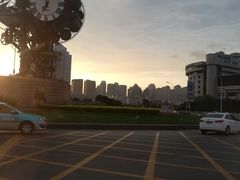-三个渔夫·蒸汽海鲜(小白楼店)