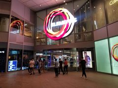 -香港ELEMENTS圆方