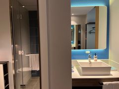 -珠海拱北口岸智选假日酒店