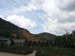 -梁家河村红色旅游区