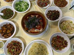 -笨罗卜浏阳菜馆(龙华鹏润达店)