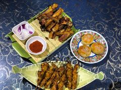 -乡村馕坑肉·烧烤·新疆菜·本地人更爱吃(阿勒泰首店)
