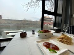 特选酥香嫩烤鸭-四季民福烤鸭店(故宫店)