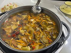 -野菌王•养生汤锅•野生菌火锅(大理漾濞路店)