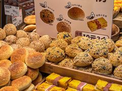 -超港·蛋糕面包(国购店)