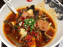 毛血旺-渝是乎酸菜鱼(龙旗购物中心店)