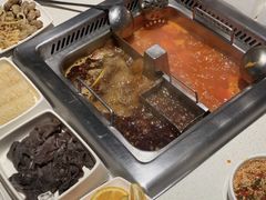 -海底捞火锅鲜切牛肉主题店(长寿路店)