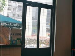 -Be Lived Cafe比例咖啡(摩天轮店)