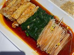 菠菜豆芽拌面筋-西域阿里马新疆菜·清真(桂花路店)