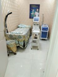 -荟草堂痘肌修护中心