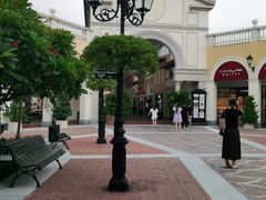 -佛罗伦萨小镇广佛名品奥特莱斯(疏港路店)