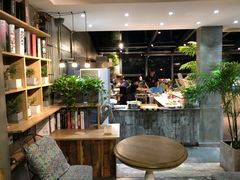 大堂-HIGH FIVE哈福手工汉堡(桂林路店)