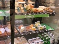 -星巴克臻选(北京银泰店)