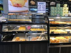 面包甜点陈列柜-Caidie Bakery采蝶轩(钟村店)