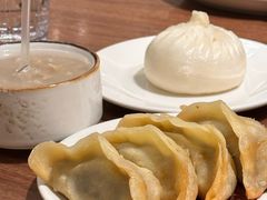 牛肉锅贴-贯贯吉·清真餐厅(浙江中路店)