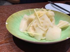 -湖畔鲁菜·二十年老字号餐厅(大明湖店)