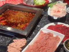 -二荆条·蜀鲜汇城市森林火锅