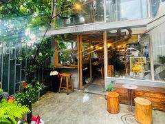 -花房咖啡 FLOWER YIN COFFEE