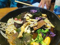 万记特色酸辣粉-万记麻辣烫国展总店